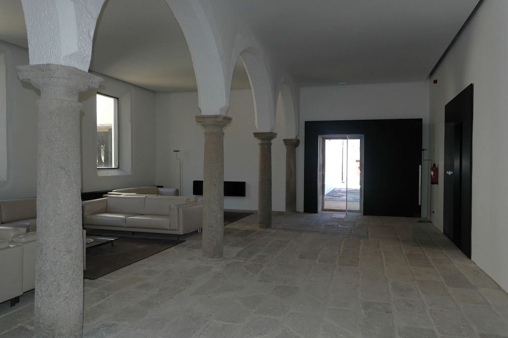 Hospedaria Convento de Tibaes 16/32