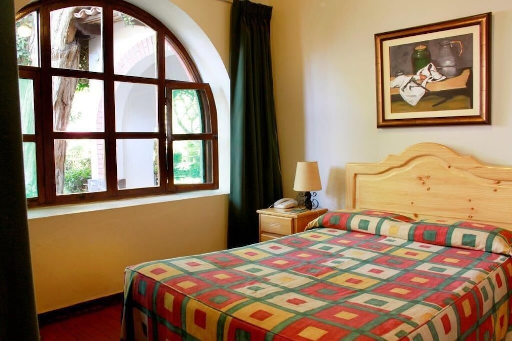 Hacienda Majoro Boutique Resort 10/50