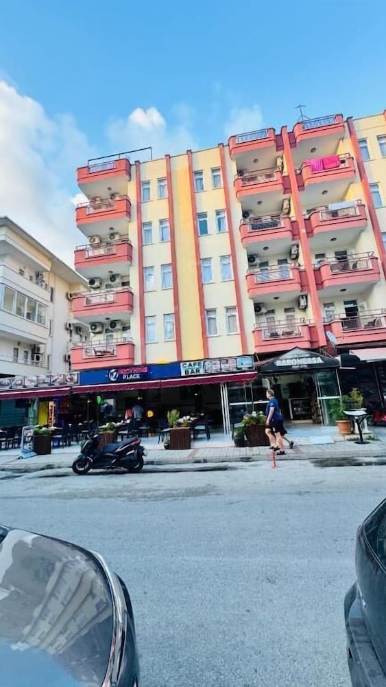 Damlatas Elegant Apart Hotel 42/49