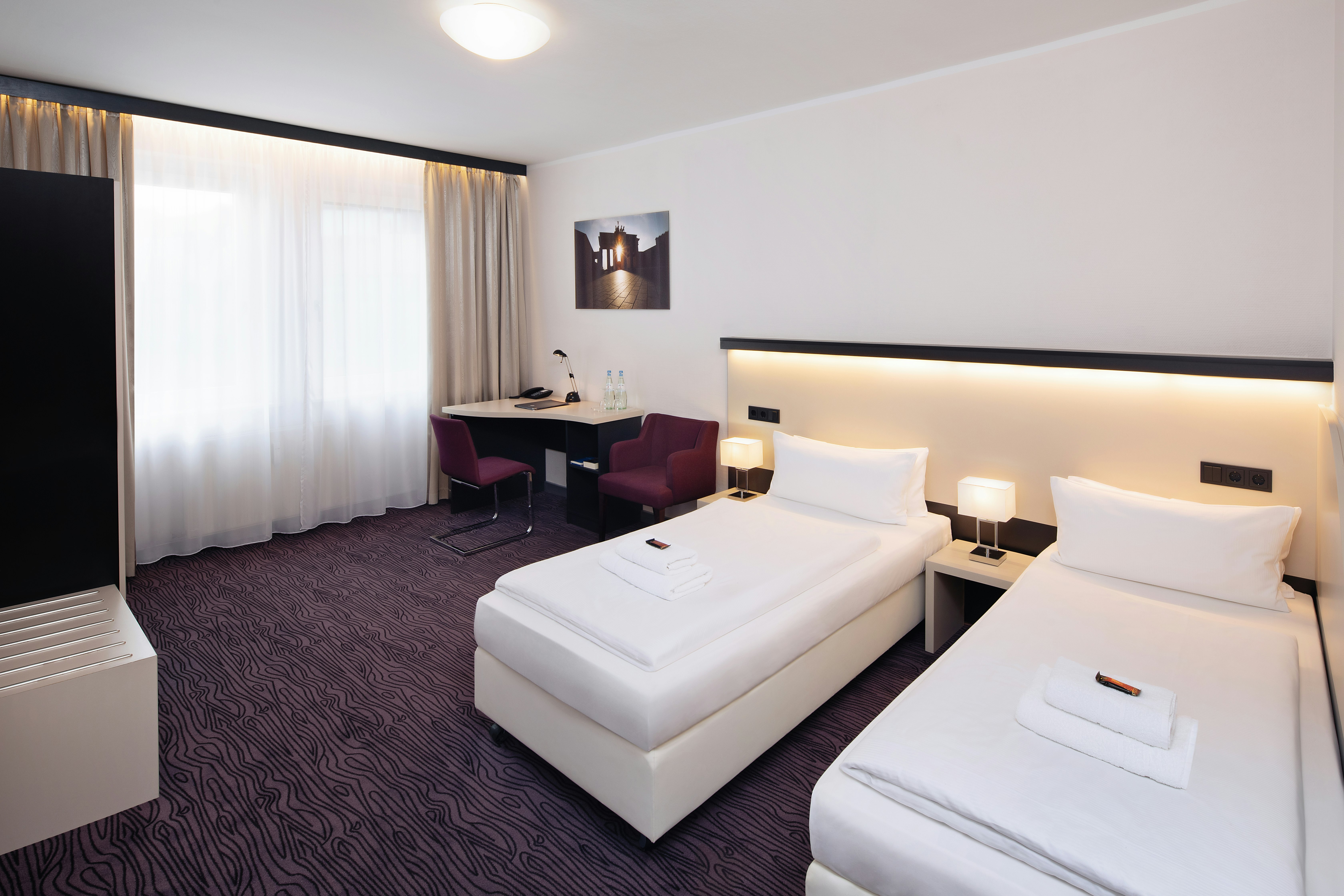 Room, Double Bed