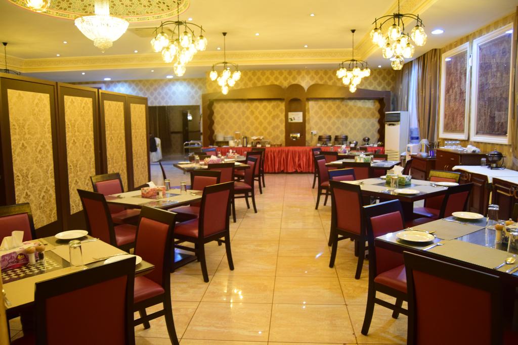 SHARJAH INTERNATIONAL AIRPORT HOTEL 19/23