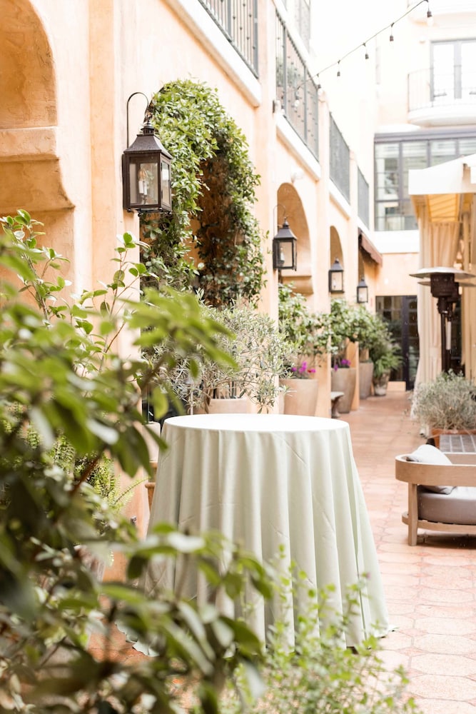 el PRADO Hotel 68/74