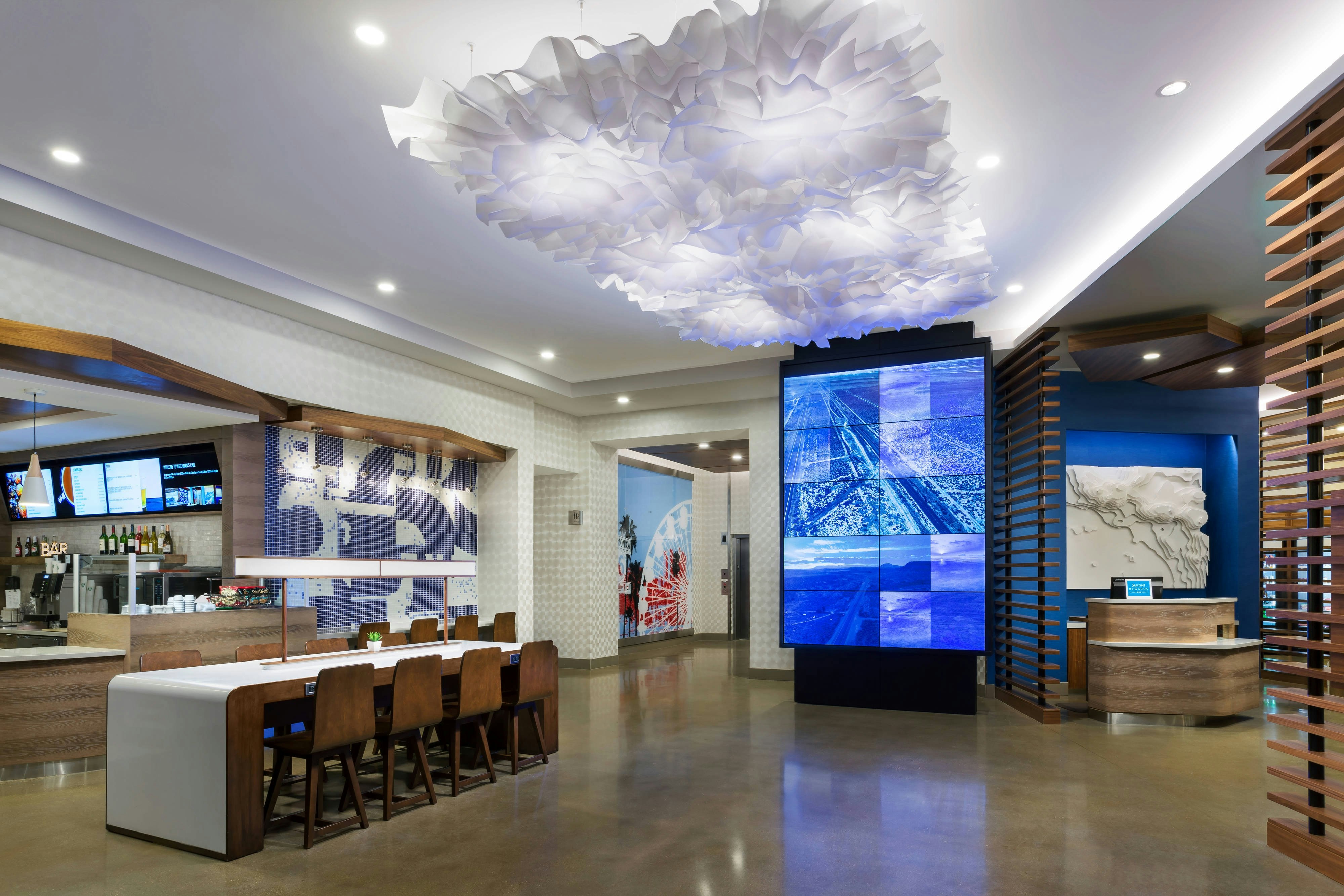 Courtyard by Marriott Santa Monica 12/59