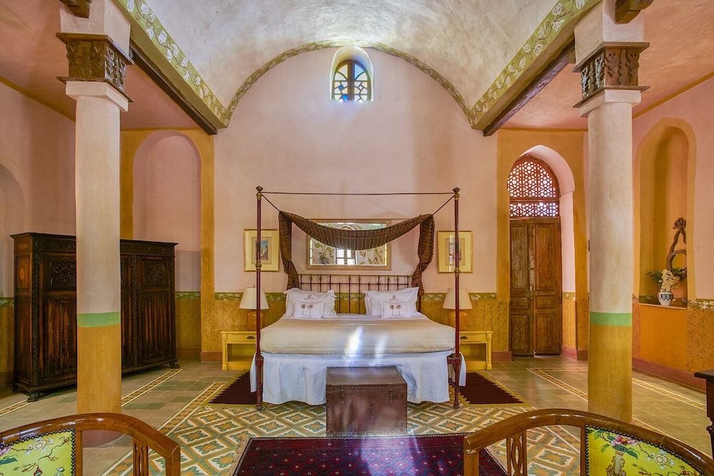 Junior Suite, King Bed