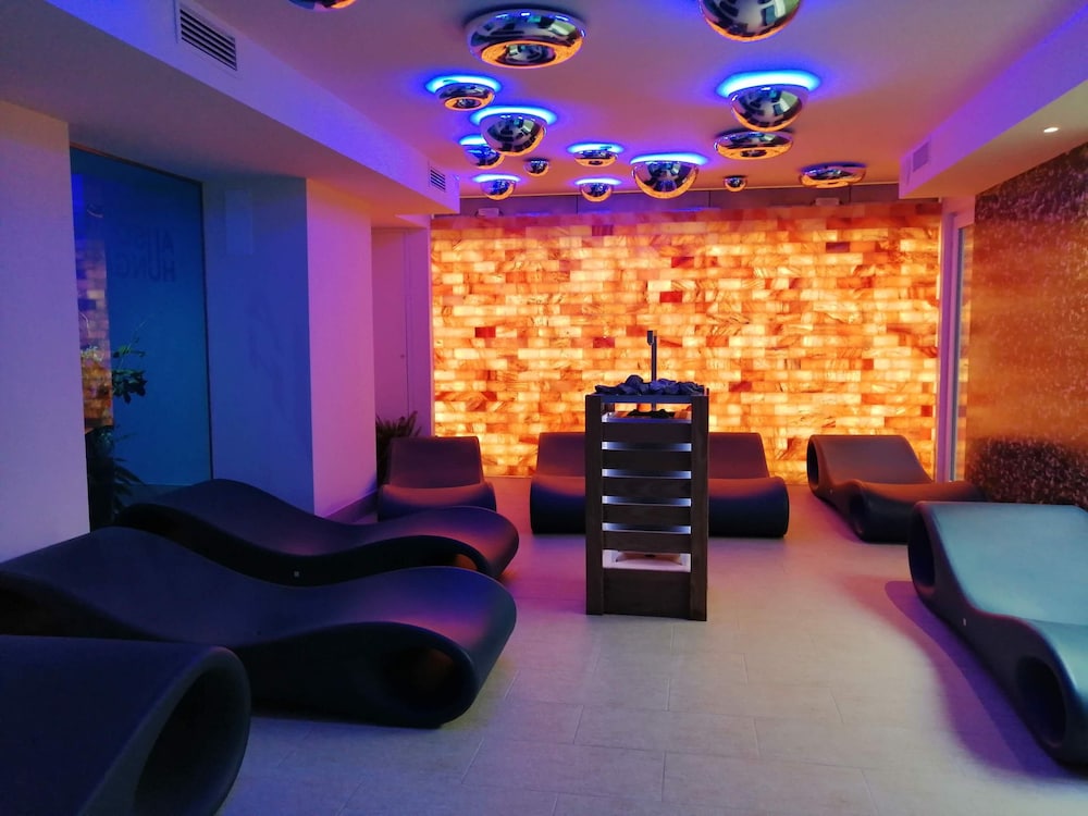 Grande Albergo Ausonia Amp Hungaria Wellness Amp Spa 60/69