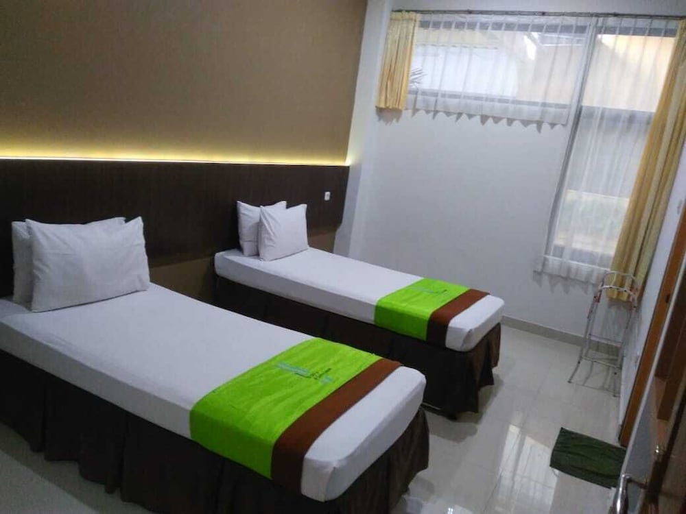 Hotel Bumi Makmur Indah 15/54