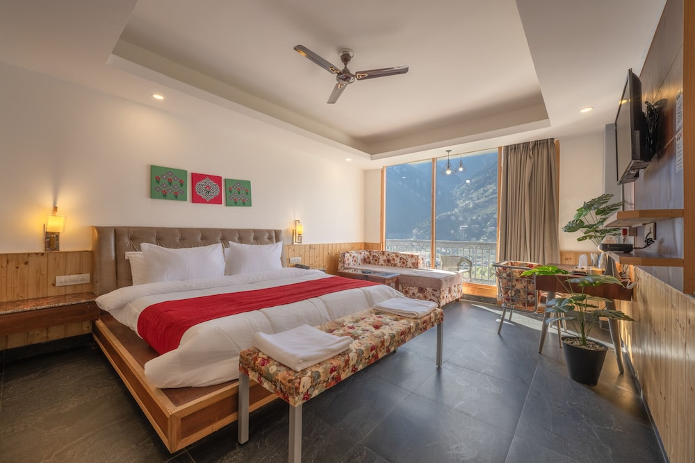 Echor Himalayan Heights Luxe Manali 13/50