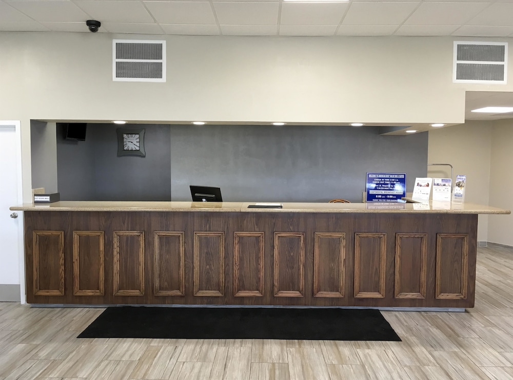 Americas Best Value Inn & Suites Greenville 4/16