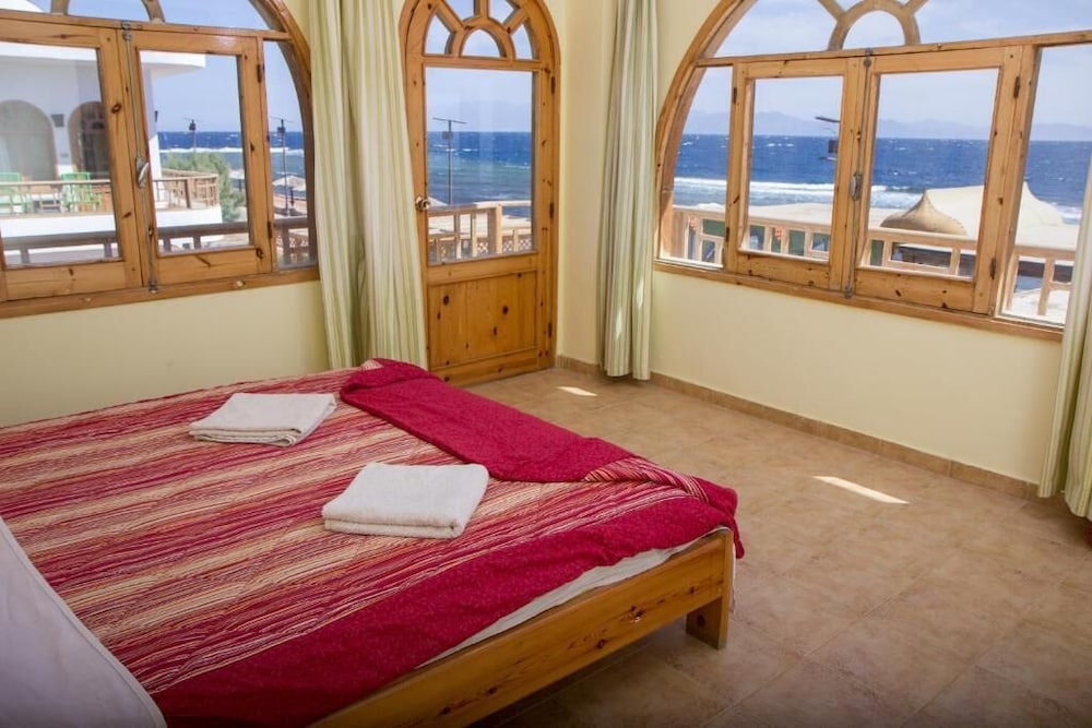 Shams Hotel &amp; Dive Centre 7/34