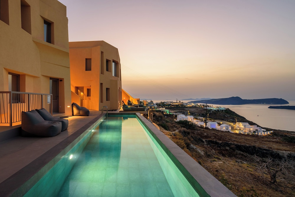 Kalestesia Suites 108/120