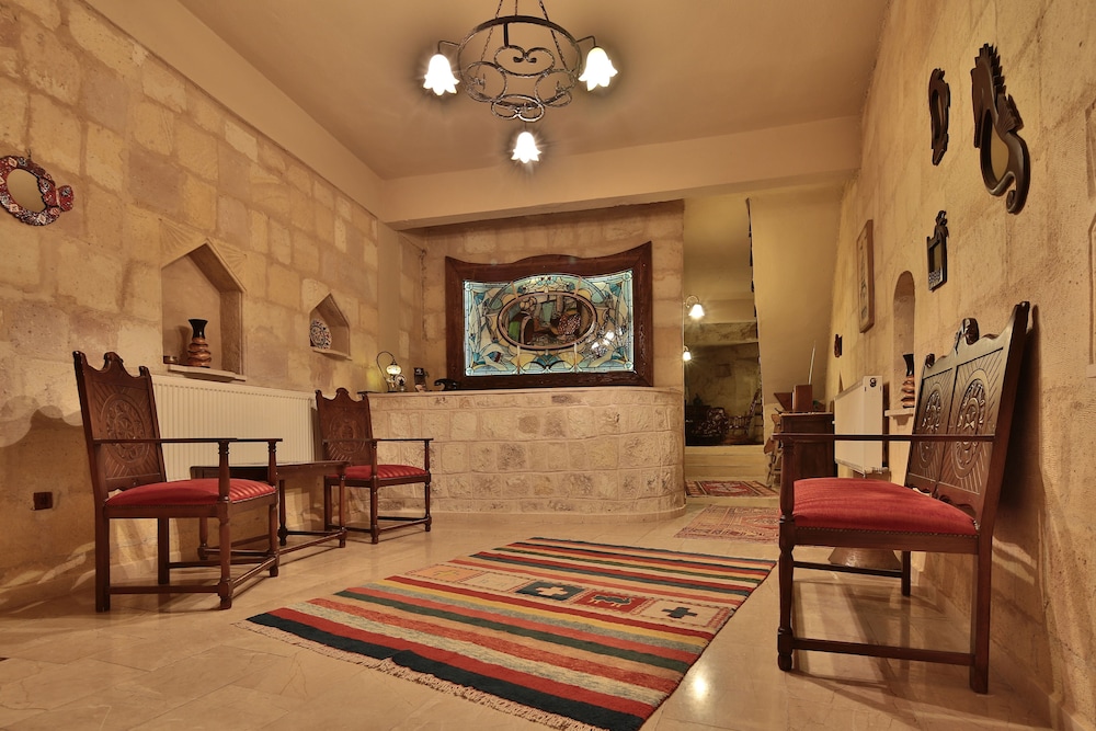 Elif Stone House 48/63