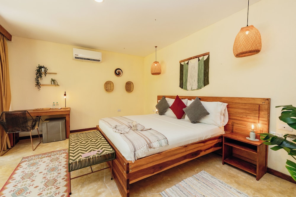 Tay Beach Hotel 26/75