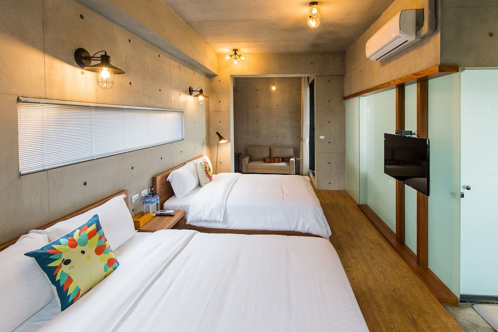 غرفة عائلية رباعية بسريرين مزدوجين