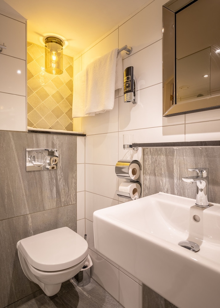 Hotel Monopole 33/35