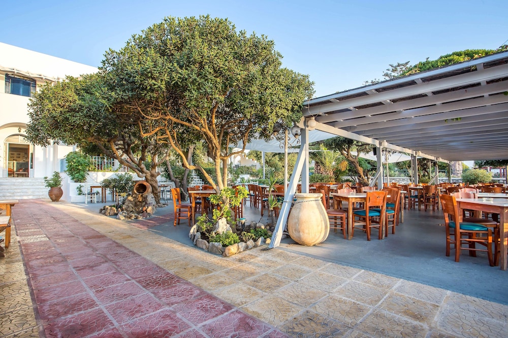 Alinda Hotel 24/42