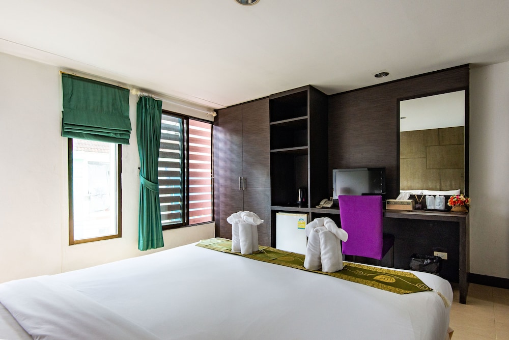 BGW Phuket - Hostel 7/53