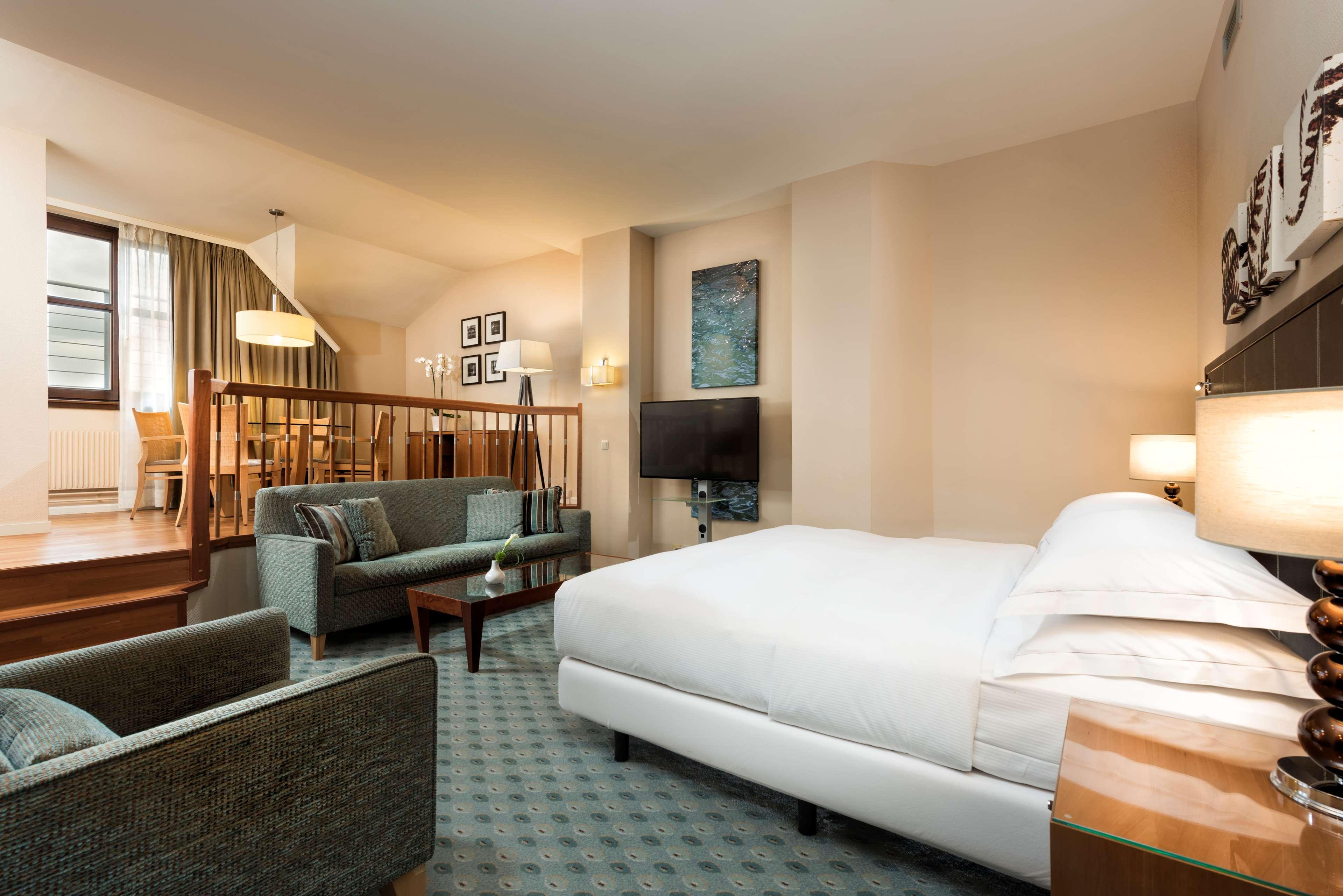 Duplex, Junior Suite