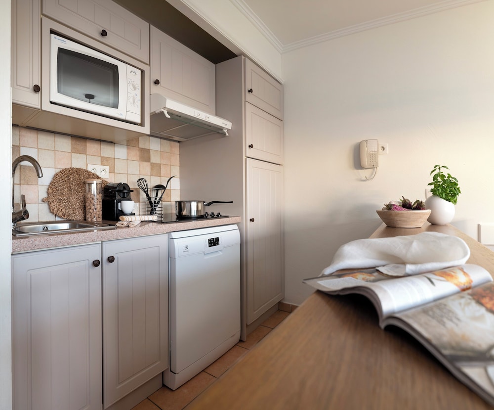 Pierre & Vacances Premium Residence Les Calanques 15/50