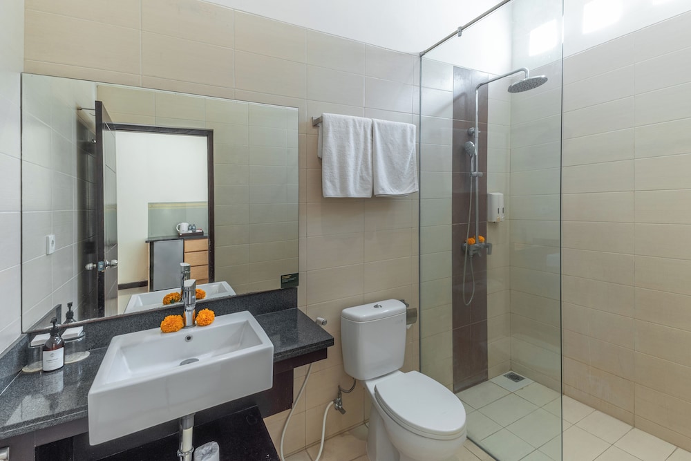 Svarna Suite Seminyak 60/62