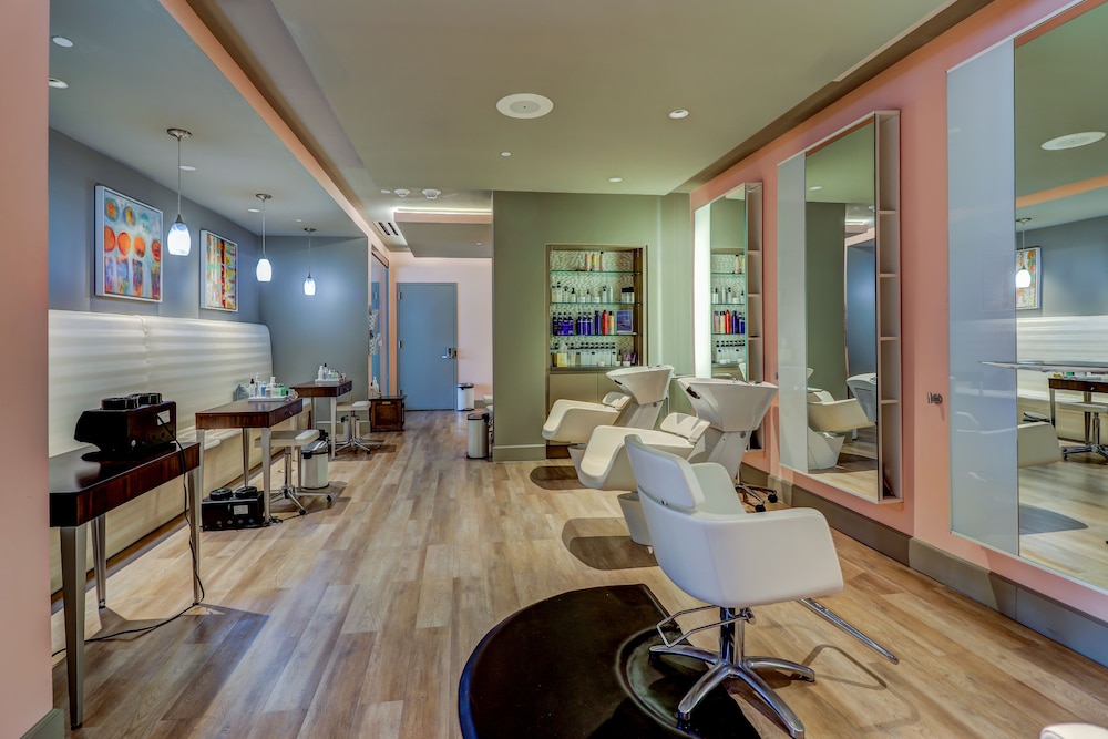 Ocean Place Resort and Spa 28/32