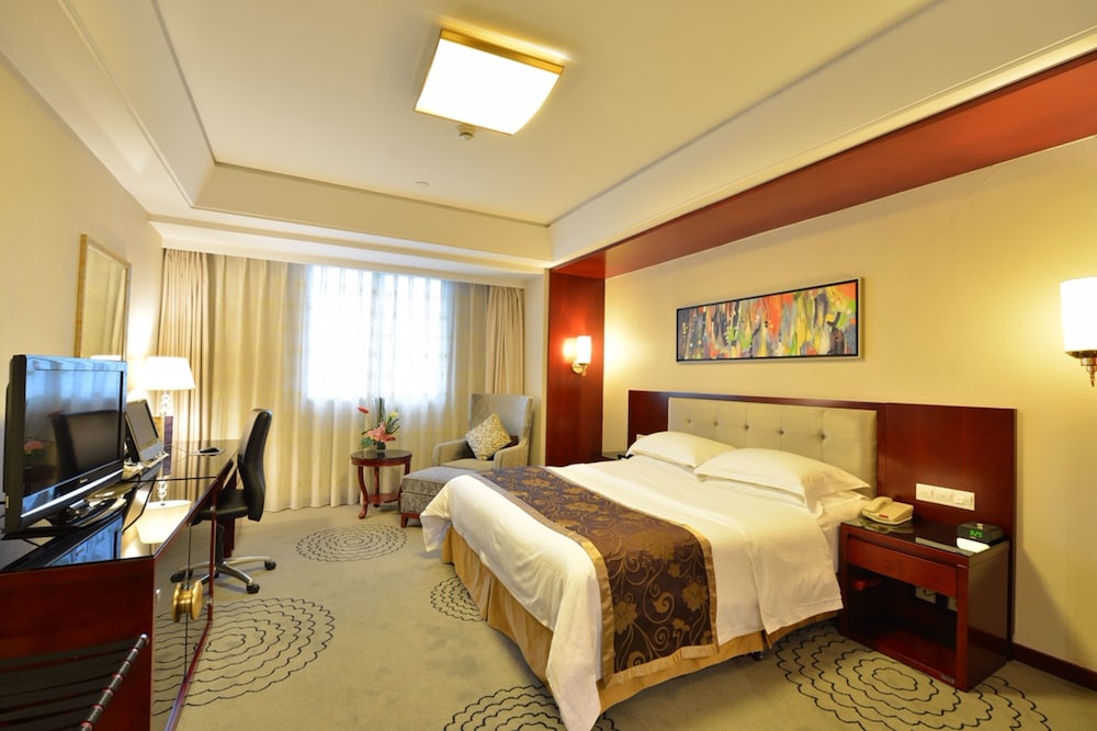 Excemon Hefei Peace Hotel 8/28