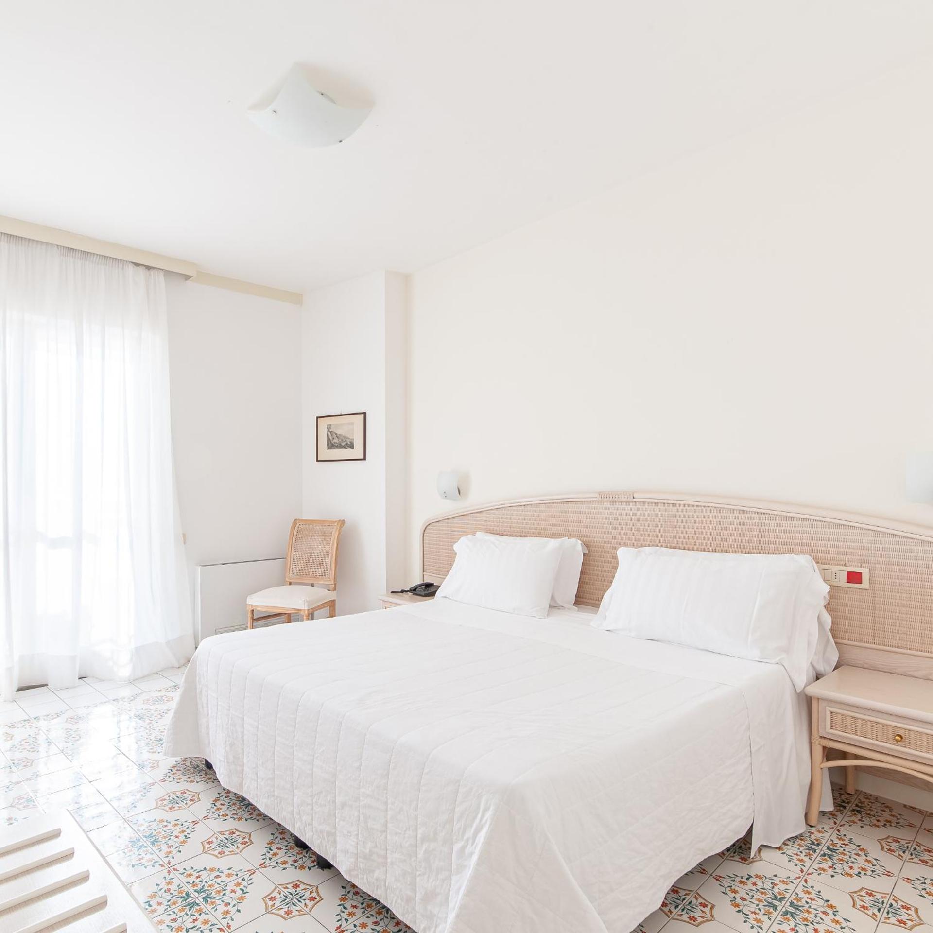 Room, Double Bed