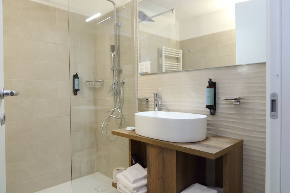 Armon Greenblu Hotel & Wellness 48/50