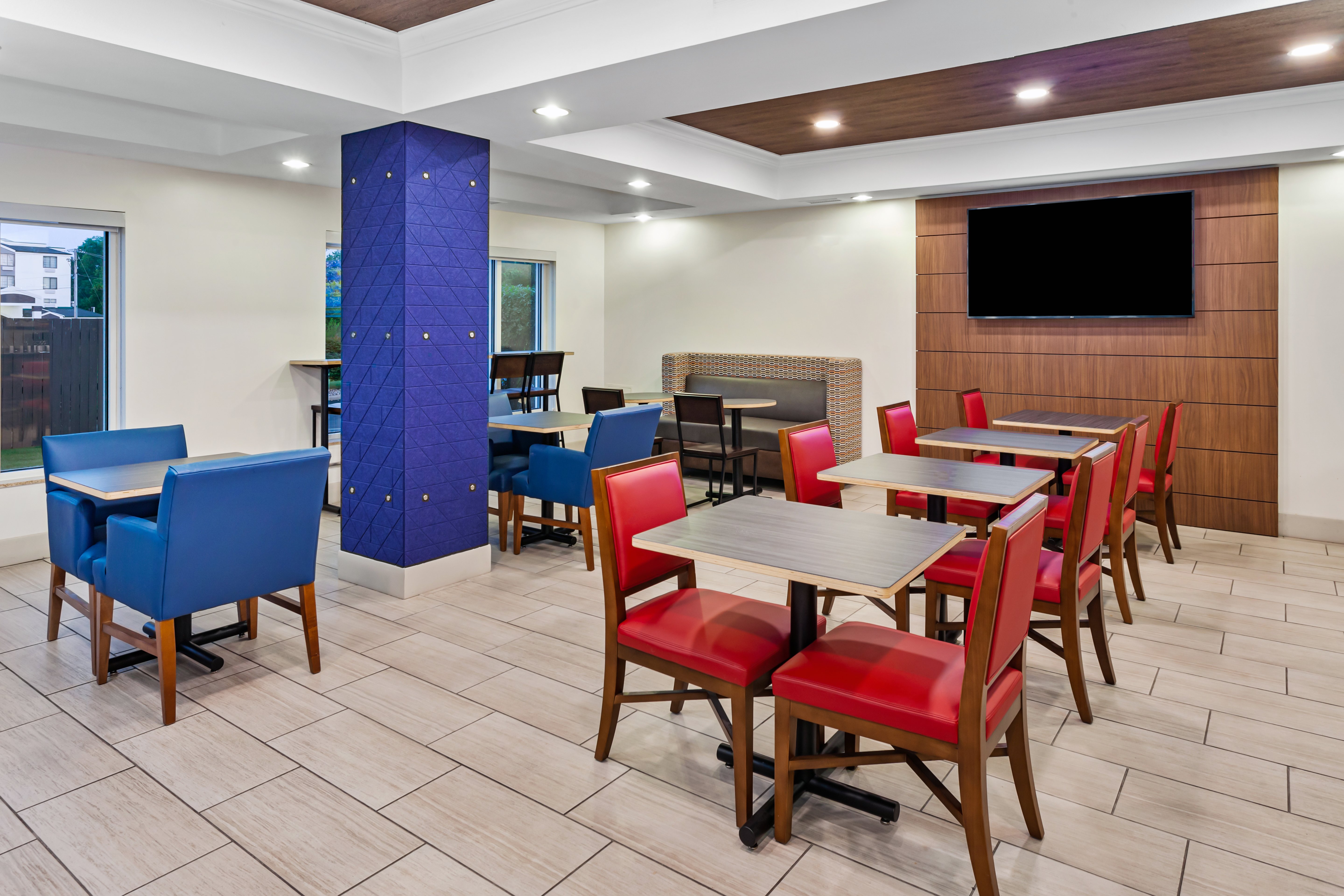 Holiday Inn Express Hotel And Suites Chicago South Lansing 67/71