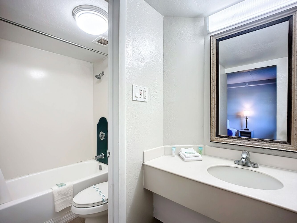 Motel 6 Jacksonville Fl Airport Area South 55/60