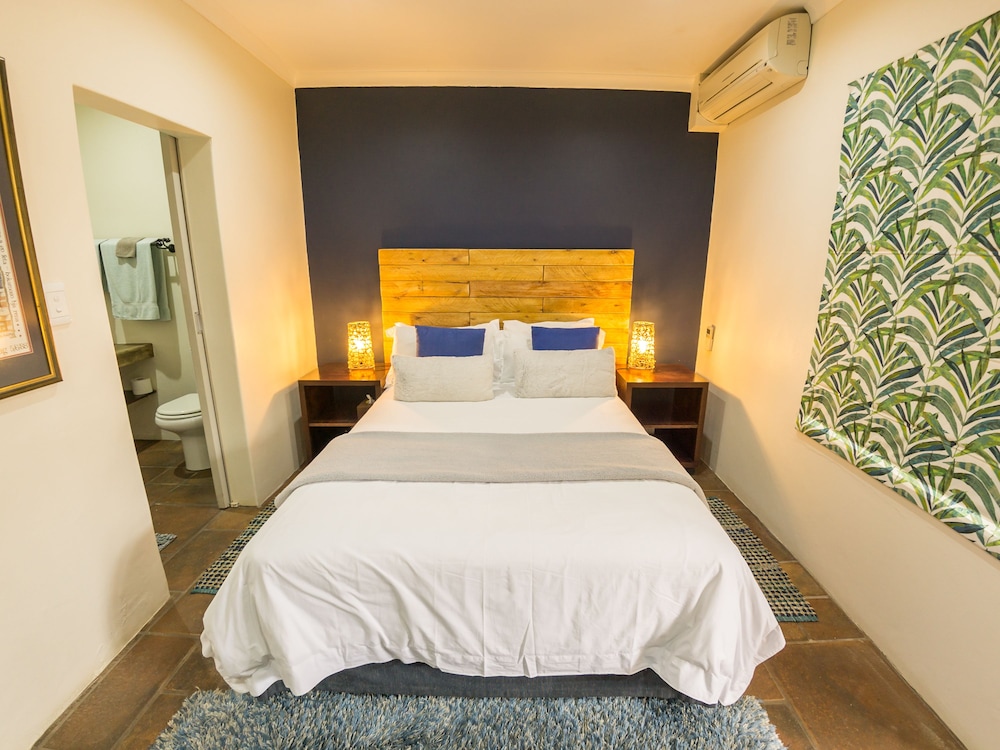 LUXURY, DOUBLE BED