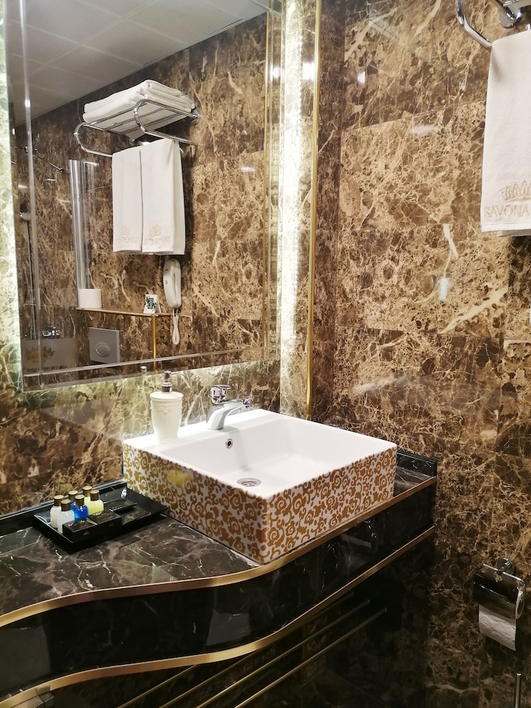 Savona Otel 33/34