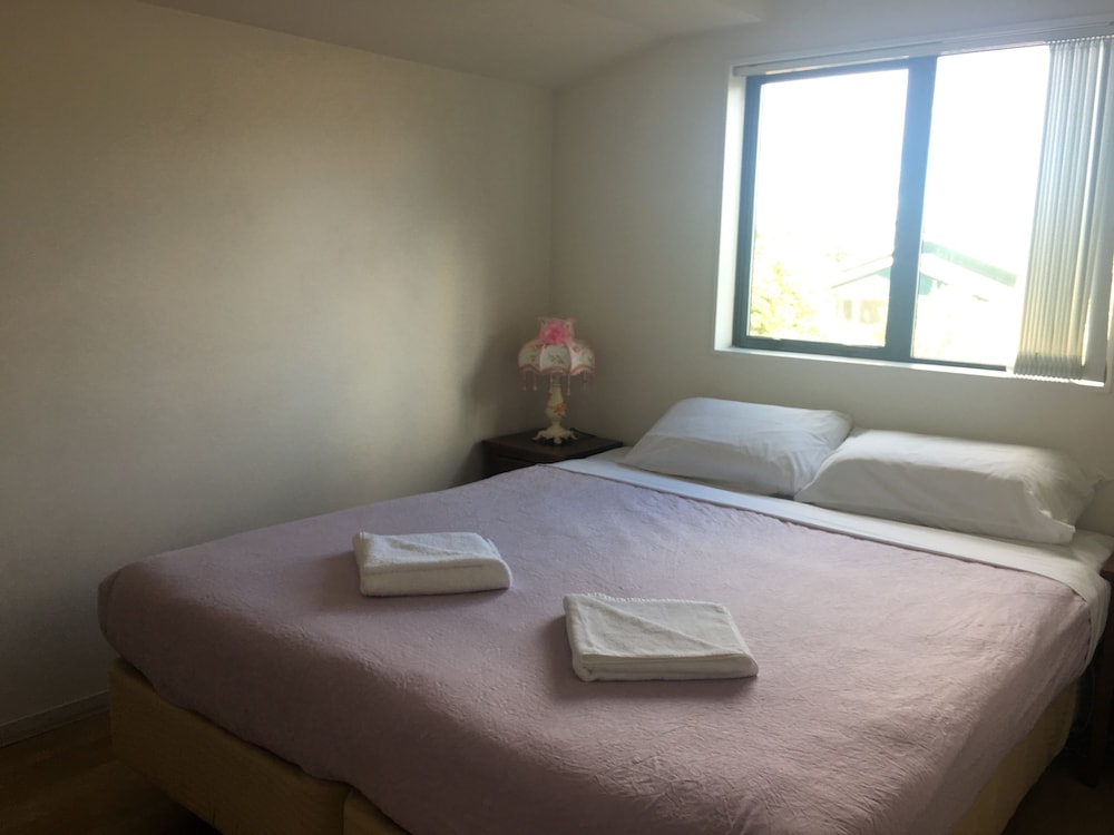 1 BEDROOM, APARTMENT