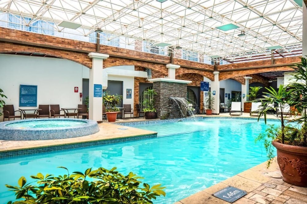 Sonesta Hotel Loja 4/70