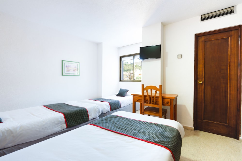 Hotel Costa Andaluza 26/48