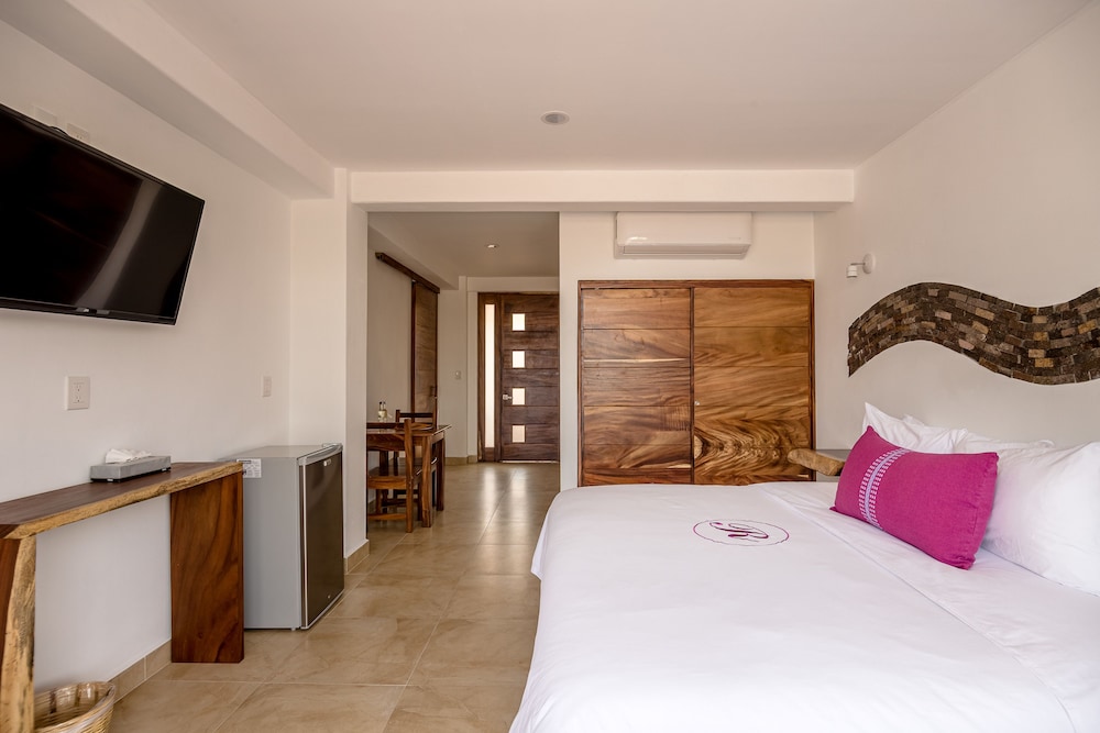 Hotel Rockaway 17/50