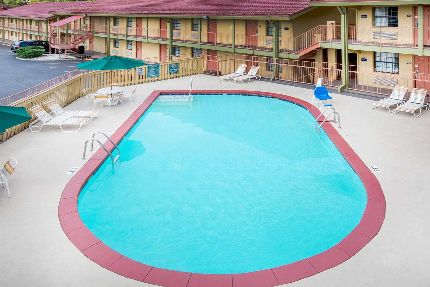 Days Inn By Wyndham Little Rock/Medical Center 5/8