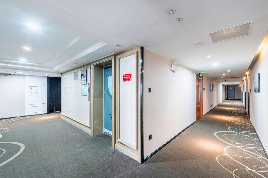 Xana Lite Hotelle (Guiyang Huaguoyuan Twin Towers) — foto 4