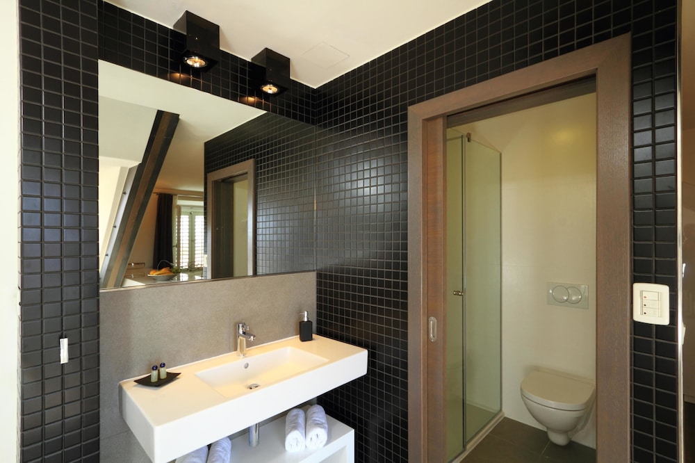 La Porta Luxury Rooms 56/59