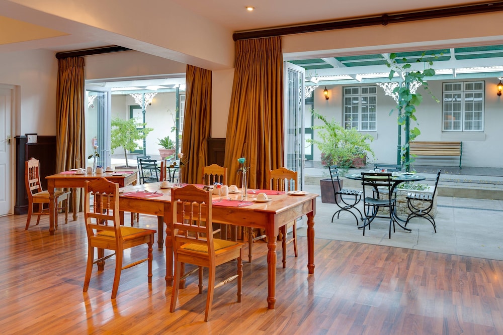 Protea Hotel By Marriott Stellenbosch Dorpshuis Spa 33/44