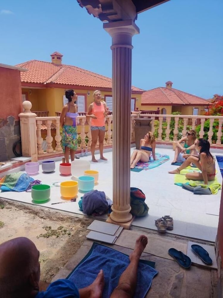 Duque Nest Hostel 61/67