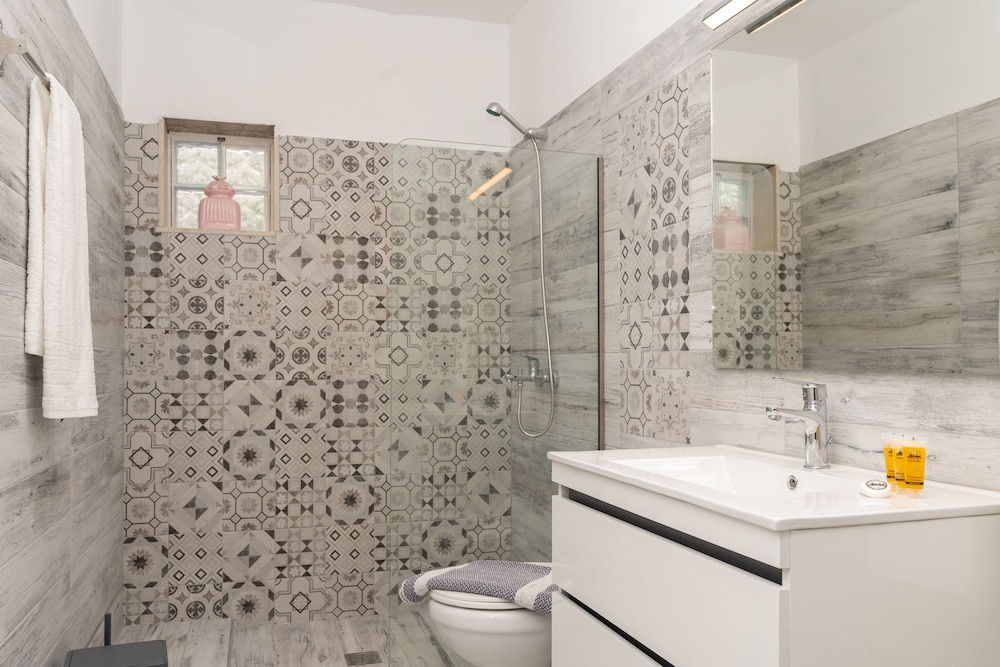 Lefka Hotel Apartments Studios 22/73