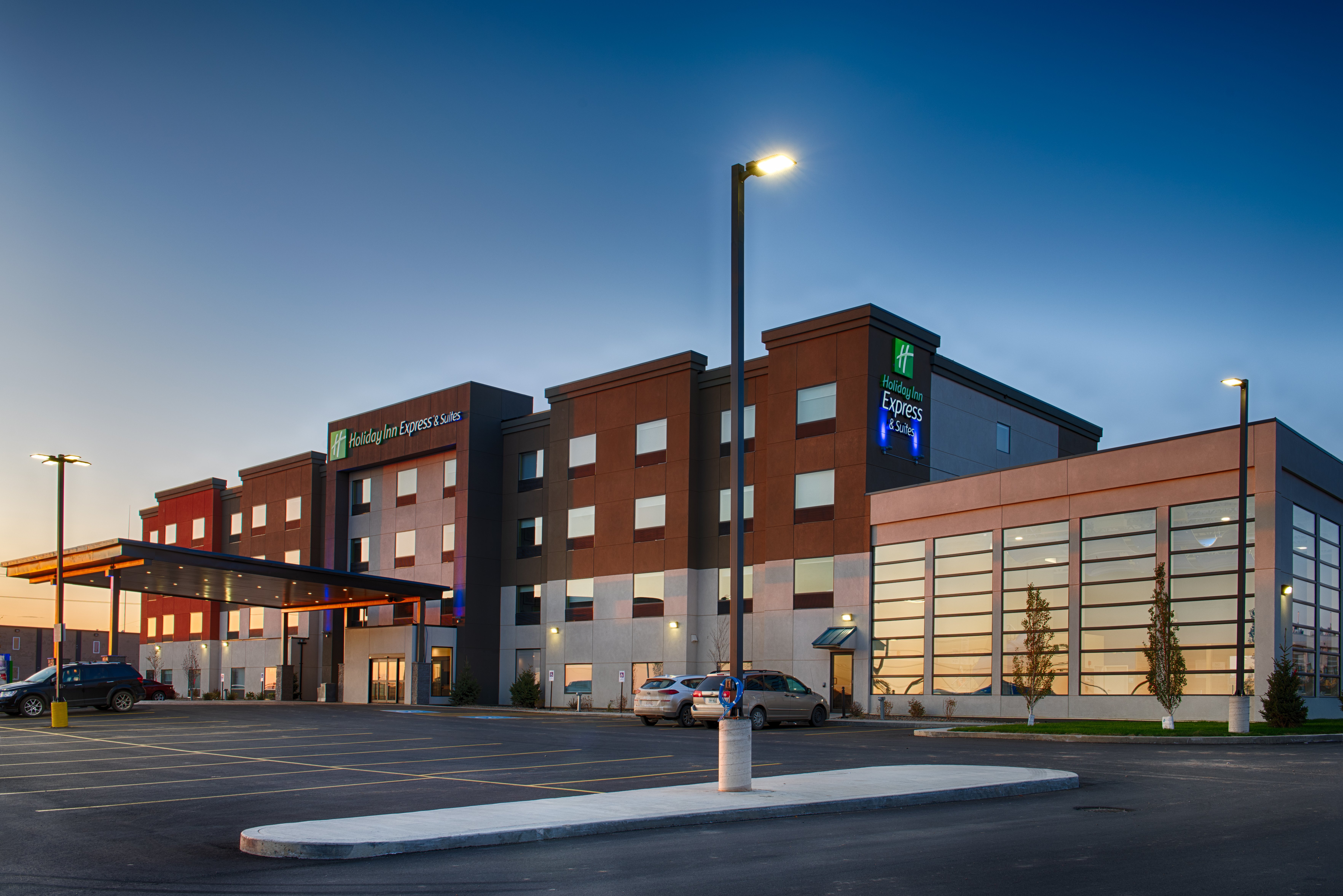 Holiday Inn Express & Suites North Battleford 45/50
