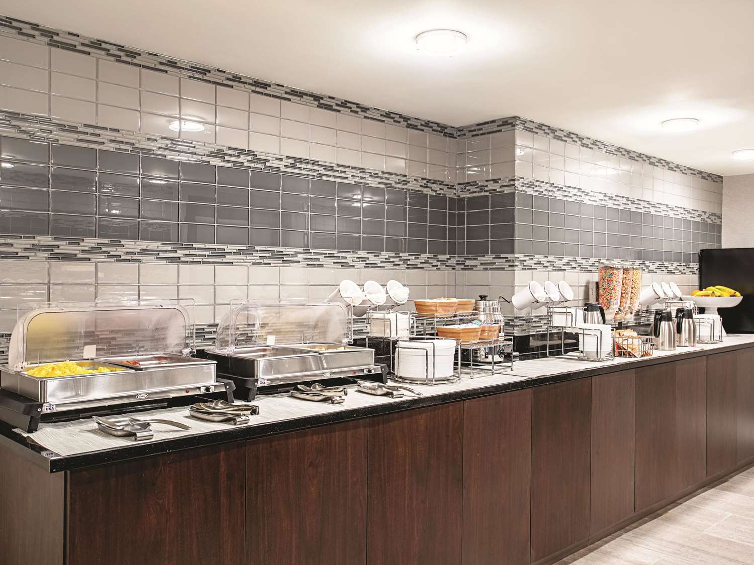La Quinta Inn & Suites by Wyndham Baltimore N / White Marsh 4/46