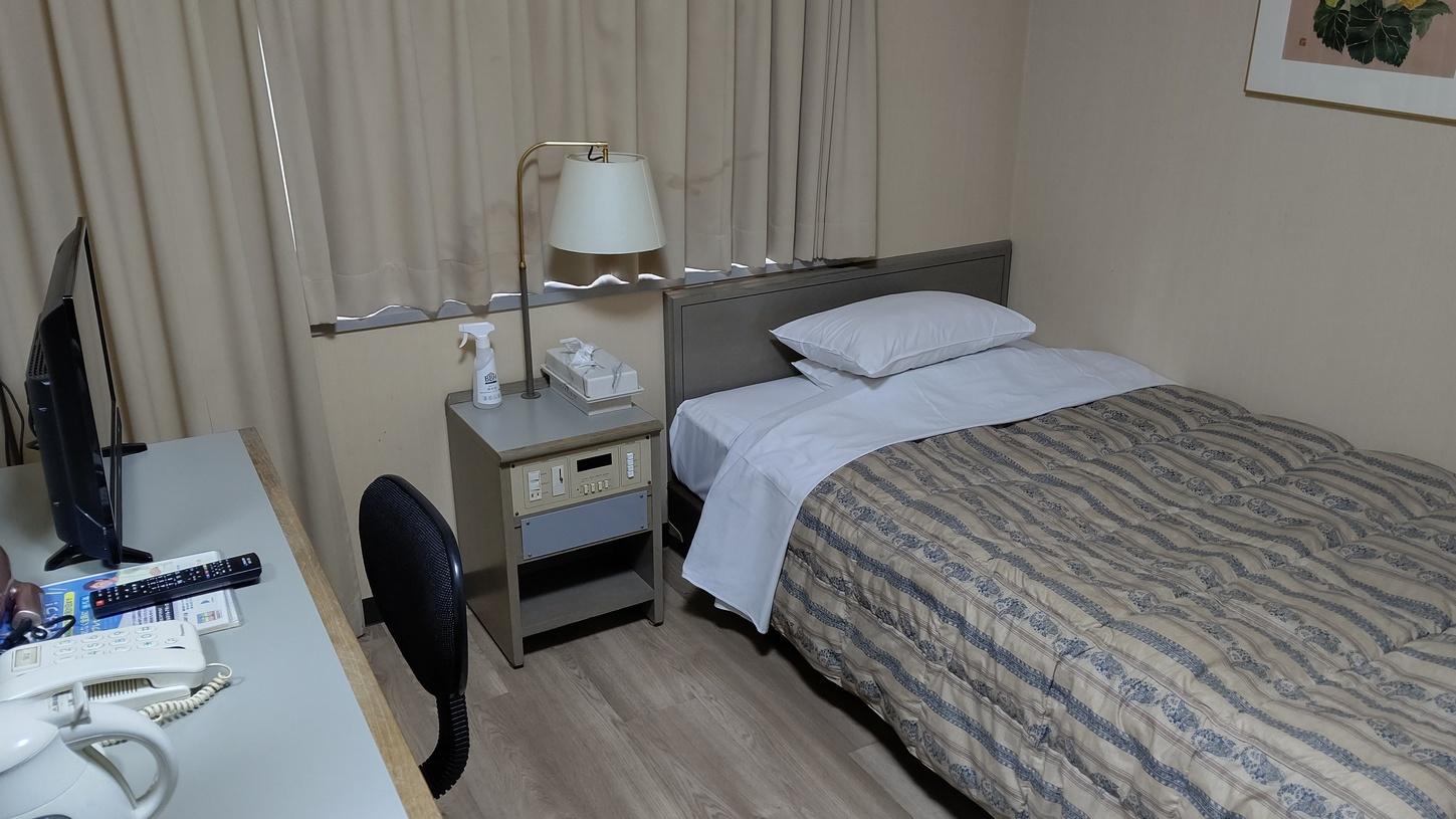Semi Room, Standard, Semi Double Bed