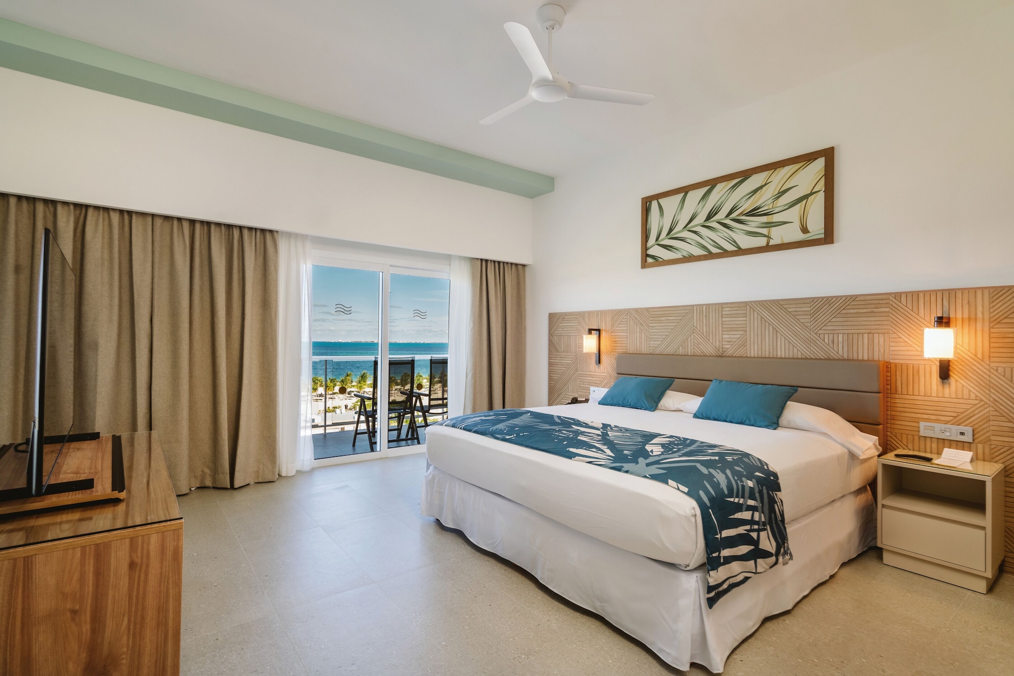 SUITE, SEA VIEW