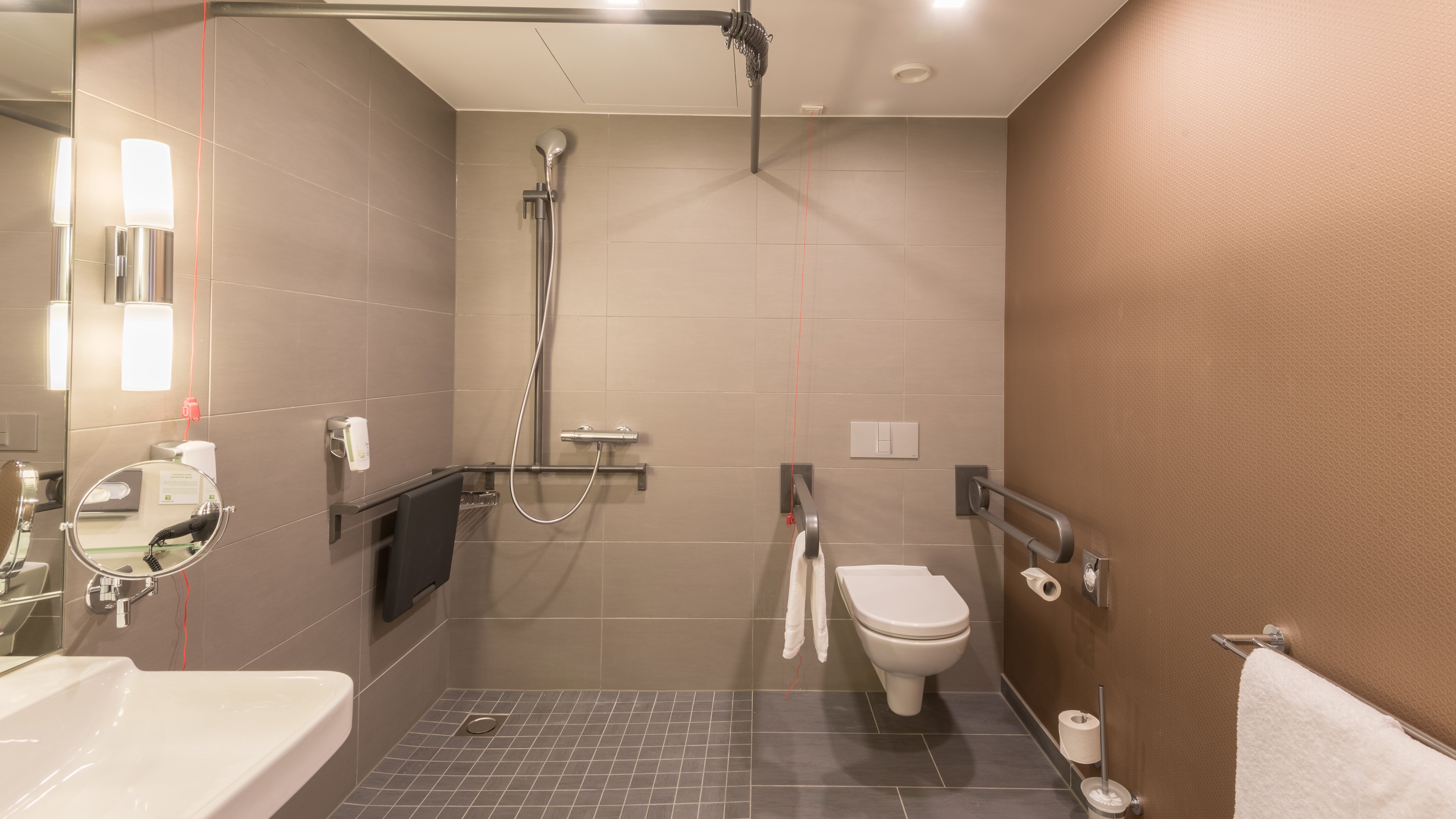Holiday Inn Dusseldorf City Toulouser Allee 70/71