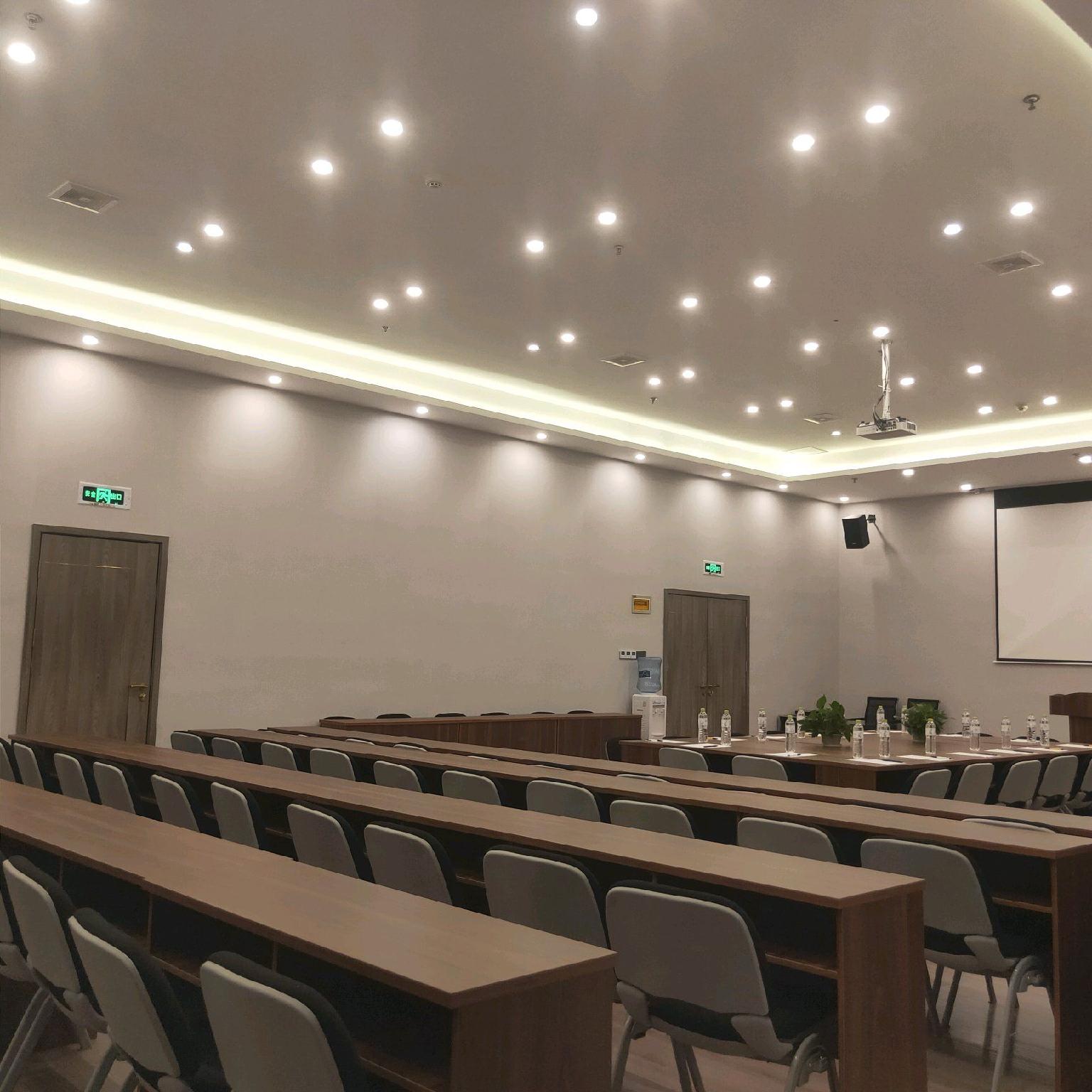 7 days premium hotel(Chongqing T3 terminal store) 45/55