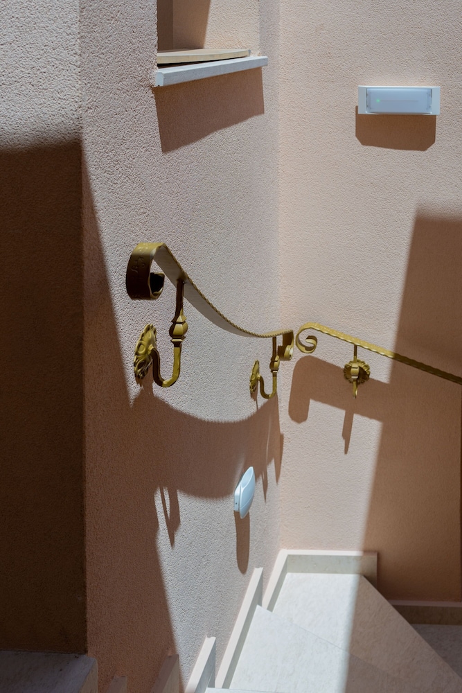 Casa Del Balsamo 7/68
