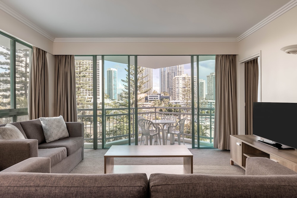 Mantra Crown Towers Surfers Paradise 72/95