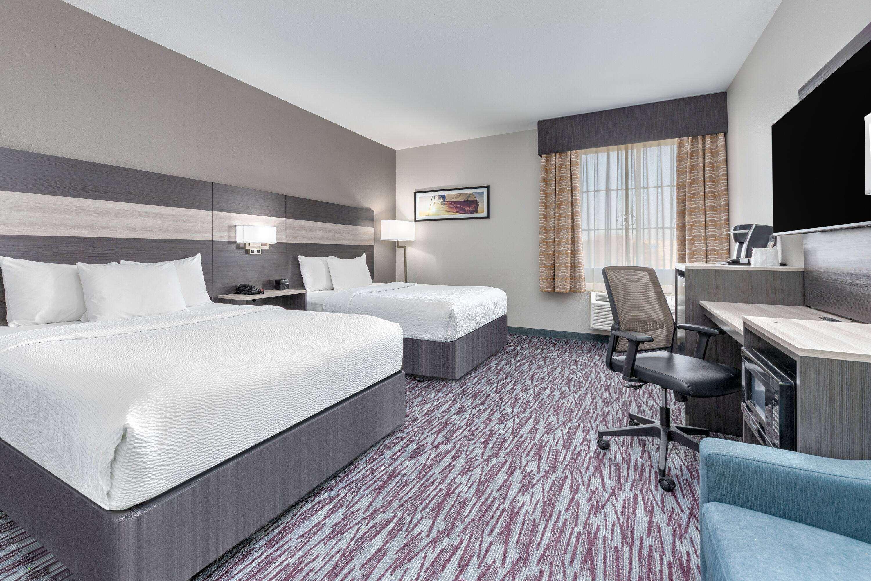 Room, Quadruple, 2 Queen Beds, Accessible